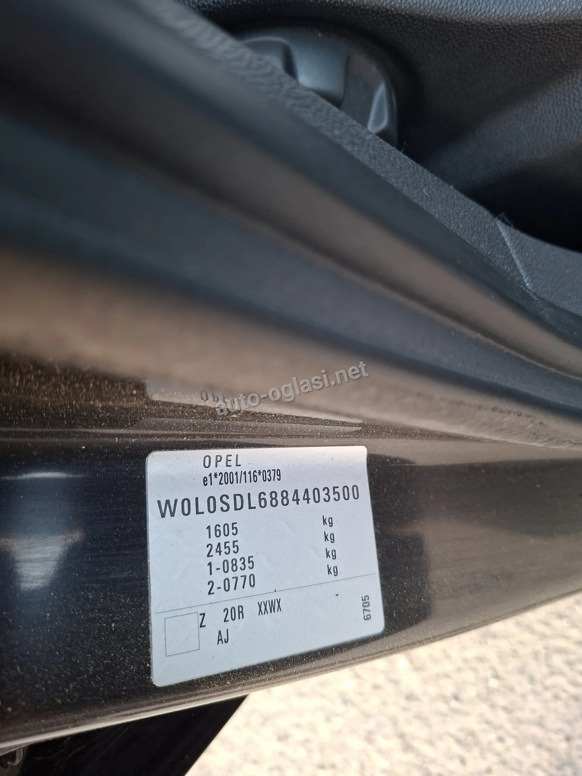 Opel Korsa D Crna Z20R DELOVI Karoserija, šasija i limarija — slika 12