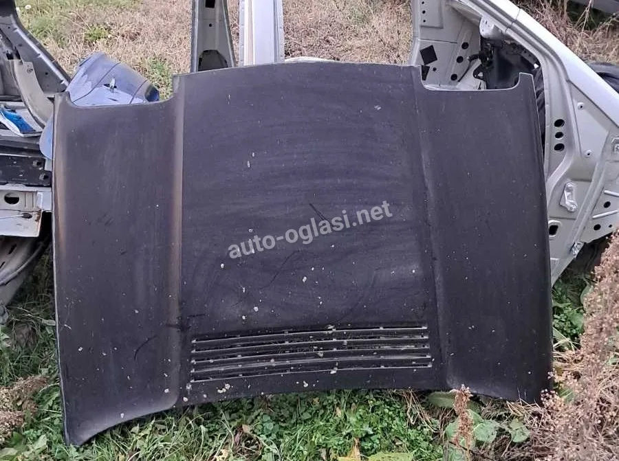 Prednja Hauba za Volvo 480