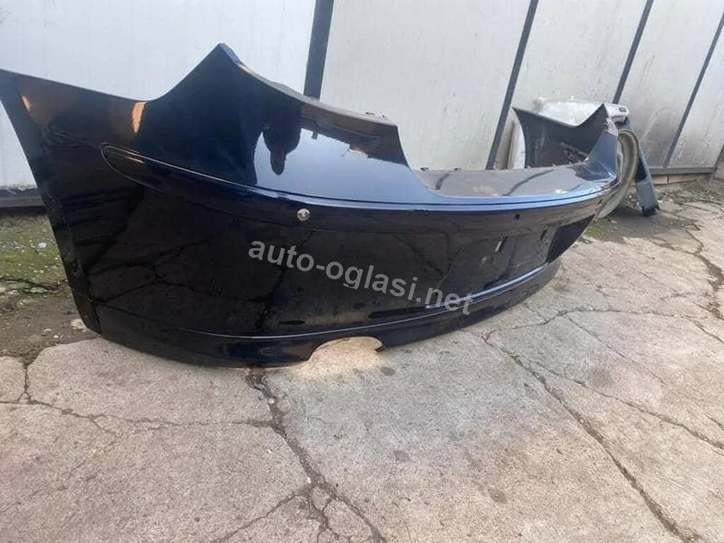 Zadnji Branik Za Bmw Serija 1 Od 2004. Do 2011. God.