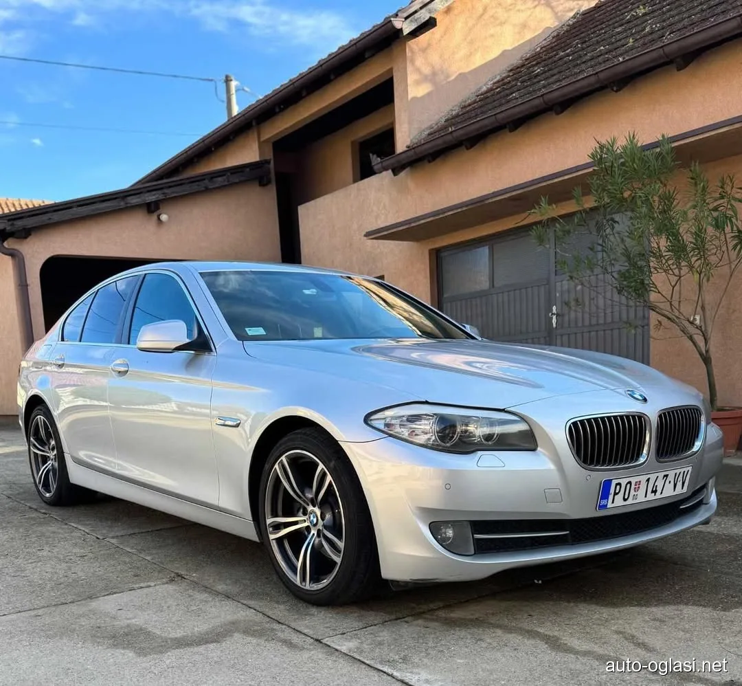 BMW 520 2011