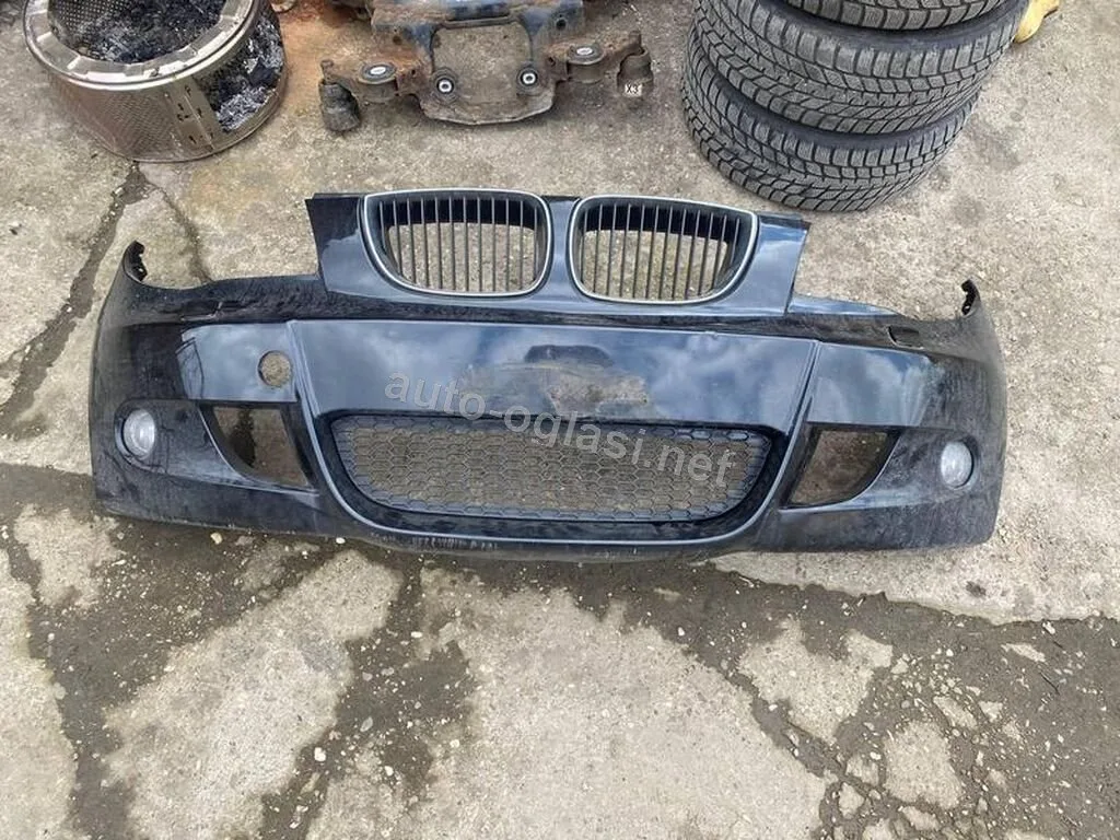 M Branik Za Bmw 114, 116, 118 . Od 2004. Do 2011. God.