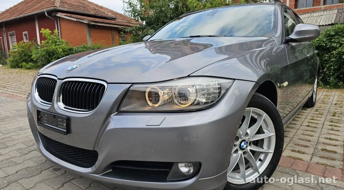 BMW 320 2011