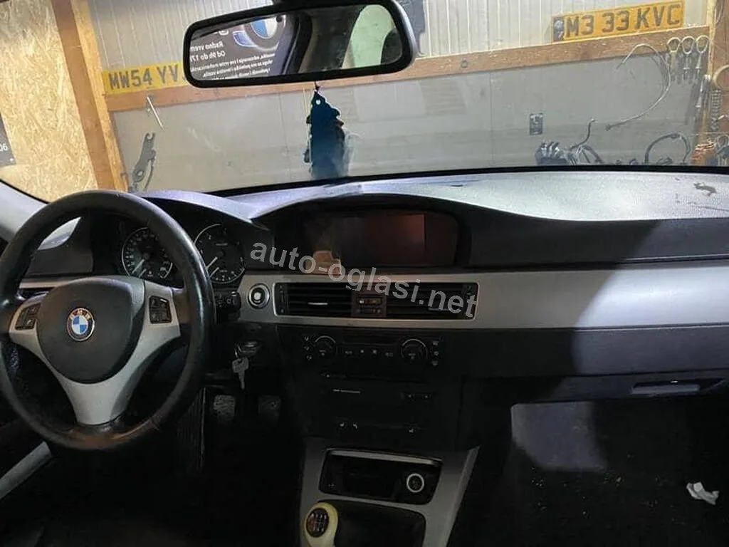 Tabla Sa Otvorom Za Navig E9X Za Bmw Serija 3 Od 2005. Do 2010. God