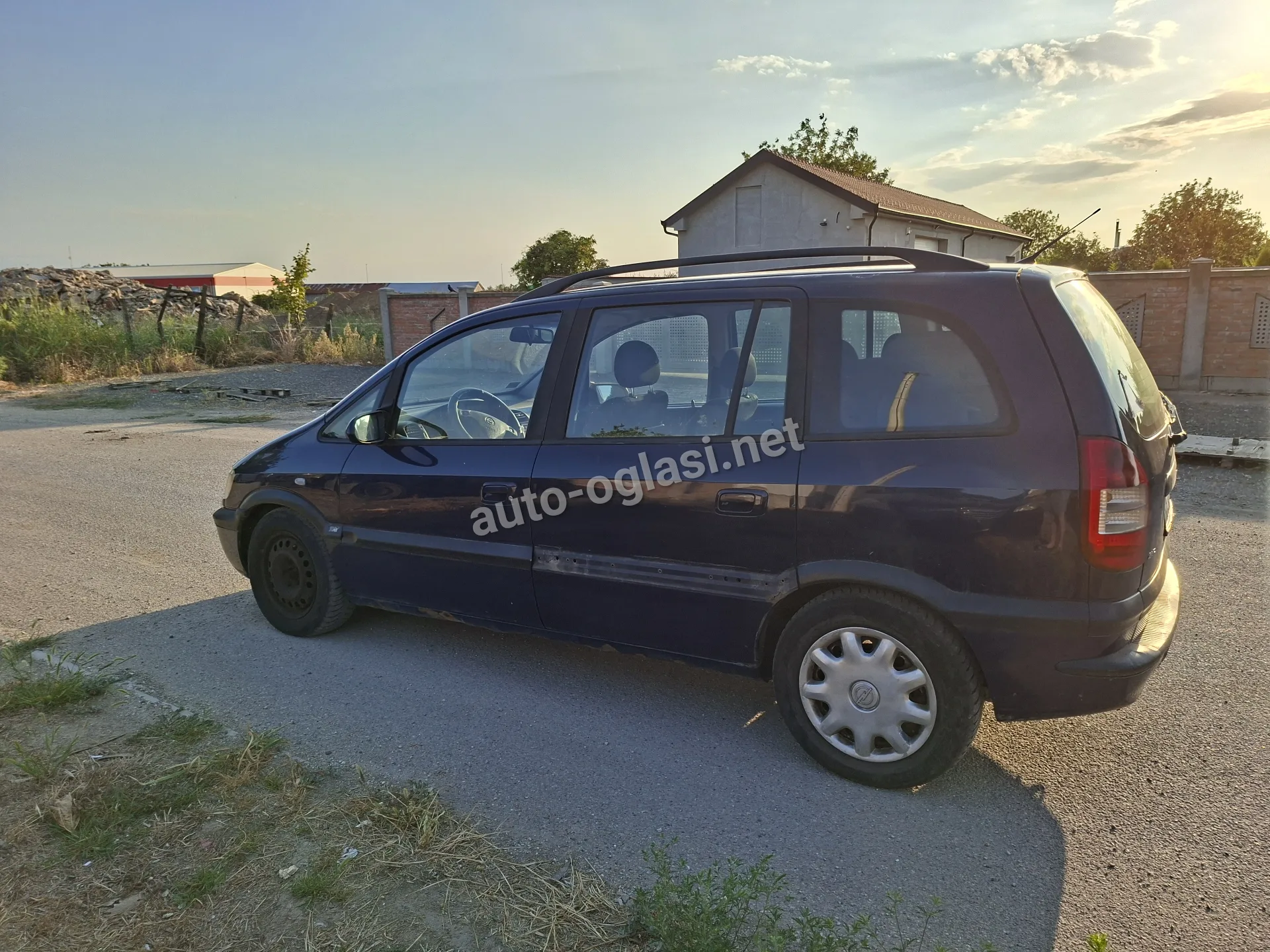 Opel Zafira A Vrata Plava Leva Desna Karoserija, šasija i limarija — slika 8