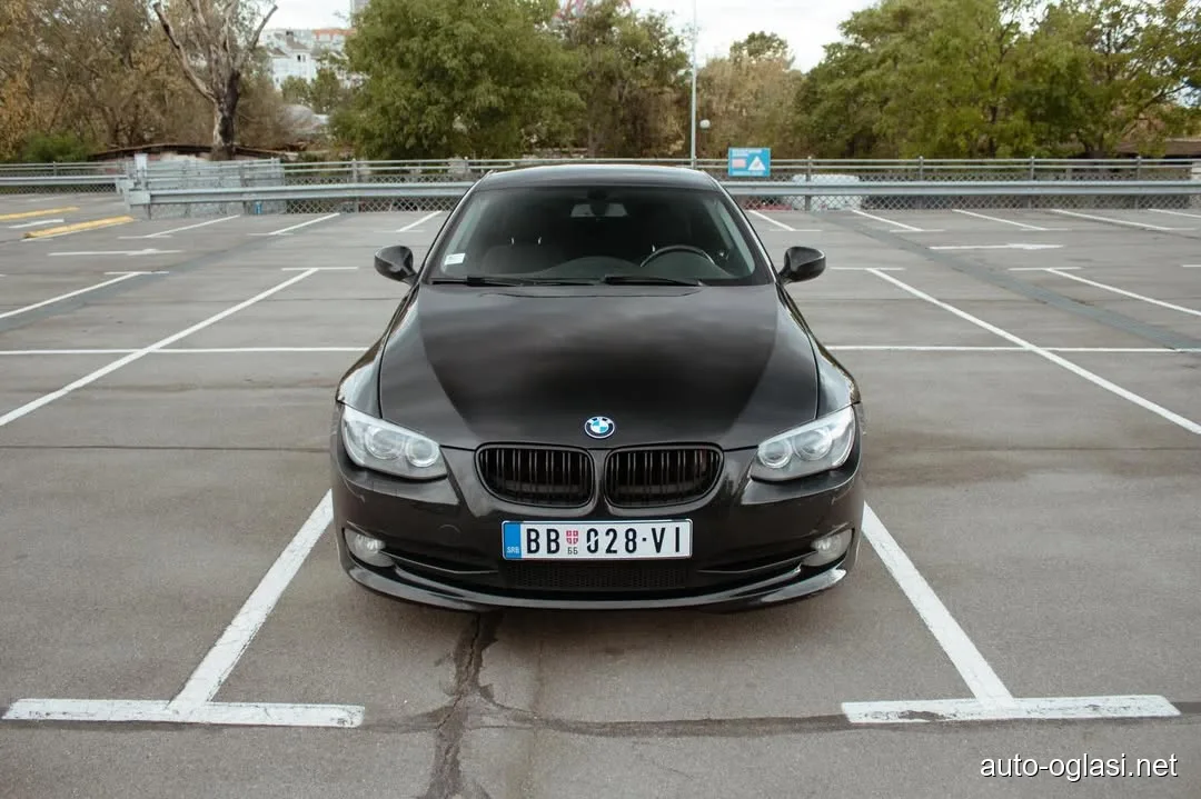 BMW 320d 2011