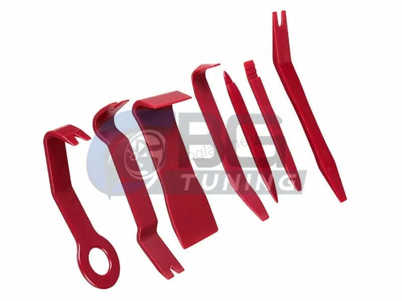 Alat za auto TAPACIR enterijer set 7 delova Alati su napravljeni od veoma izdržljive plastike. Radeno za evropsko tržišt
