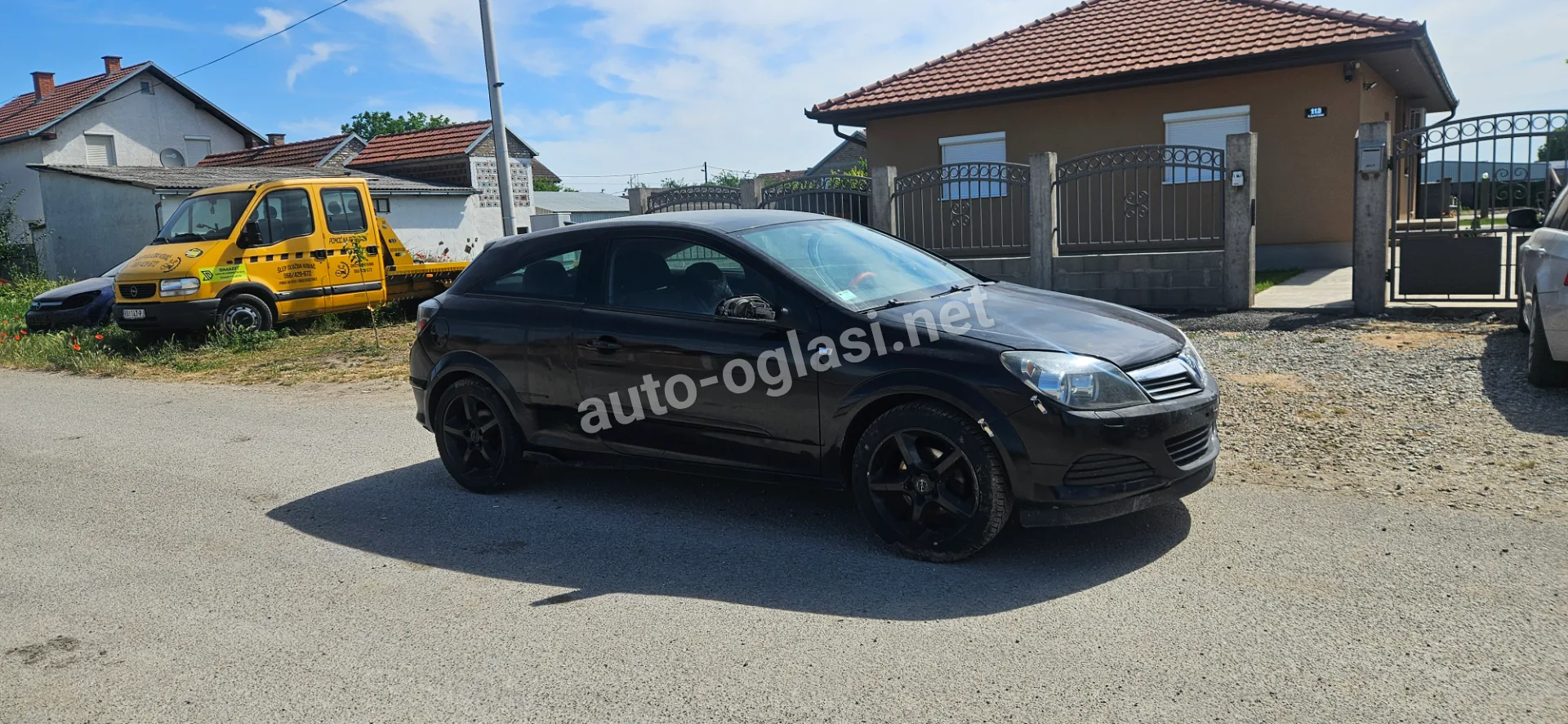 Opel Astra H GTC DELOVI Ruma Z1.8XER Crna Z20R