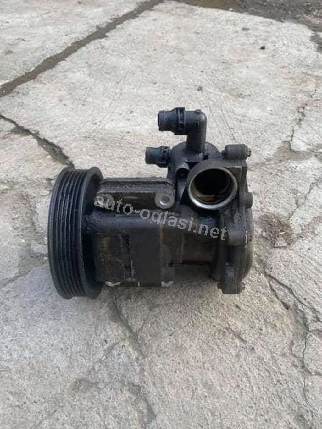 Servo Pumpa Za N46/N42 Za Bmw Serija 3 Od 2002. Do 2008. God.