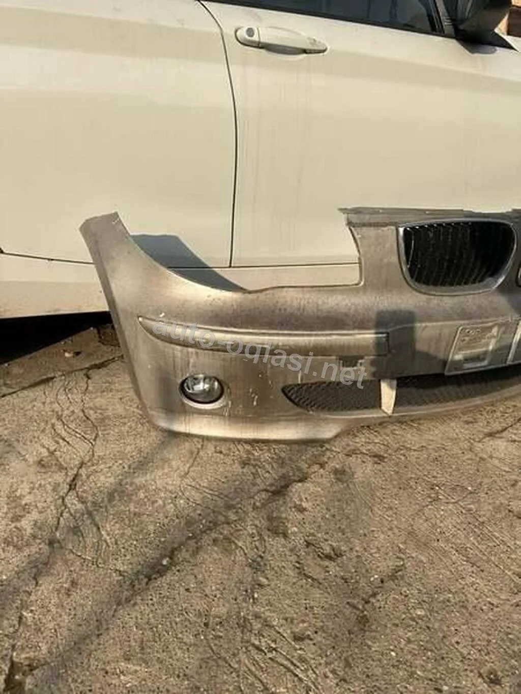 Branik E87 Za Bmw Serija 1 Od 2004. Do 2007. God.