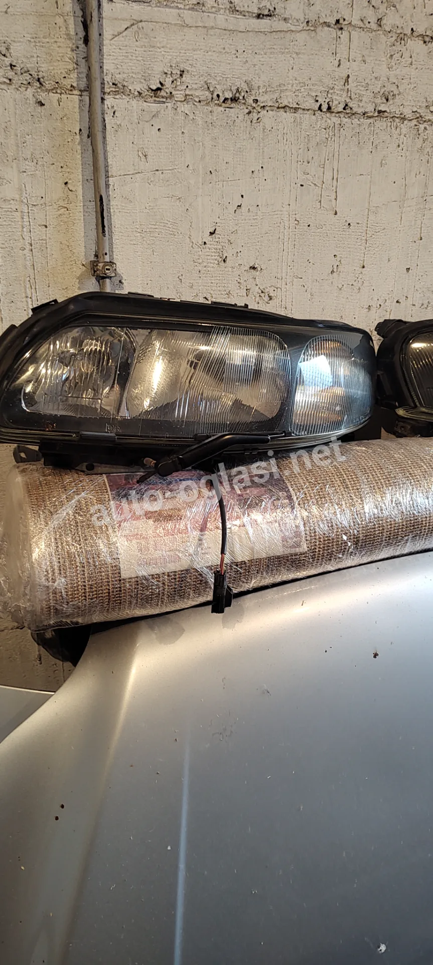 Prednji farovi za Volvo XC70