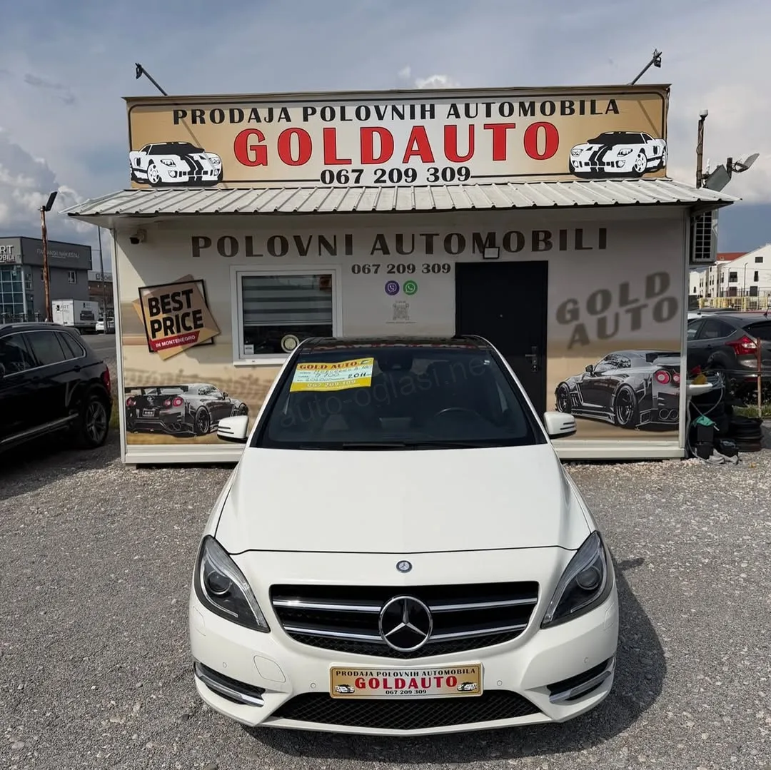 Mercedes-Benz B 180