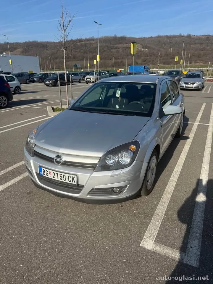 Opel Astra 2004