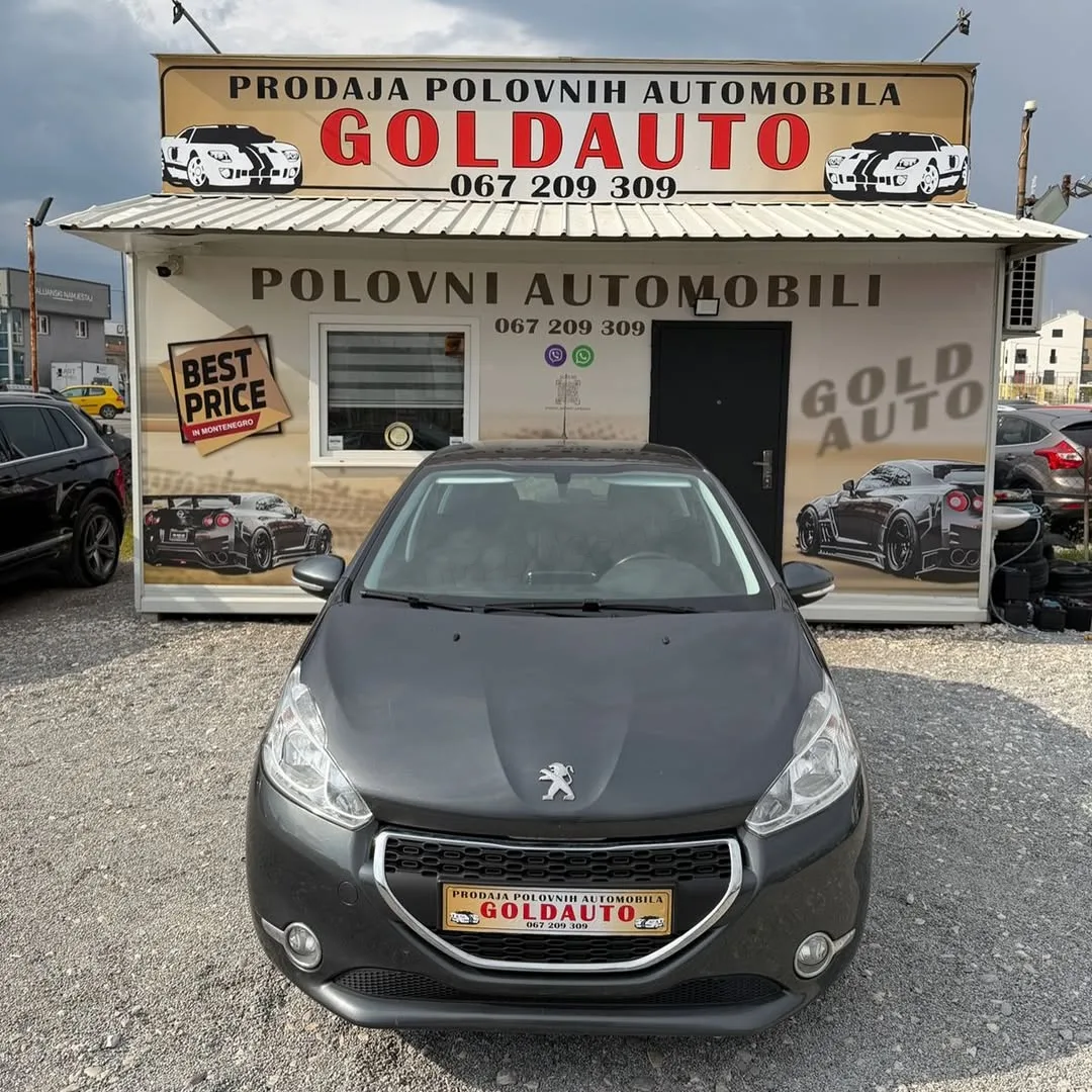 Peugeot 208