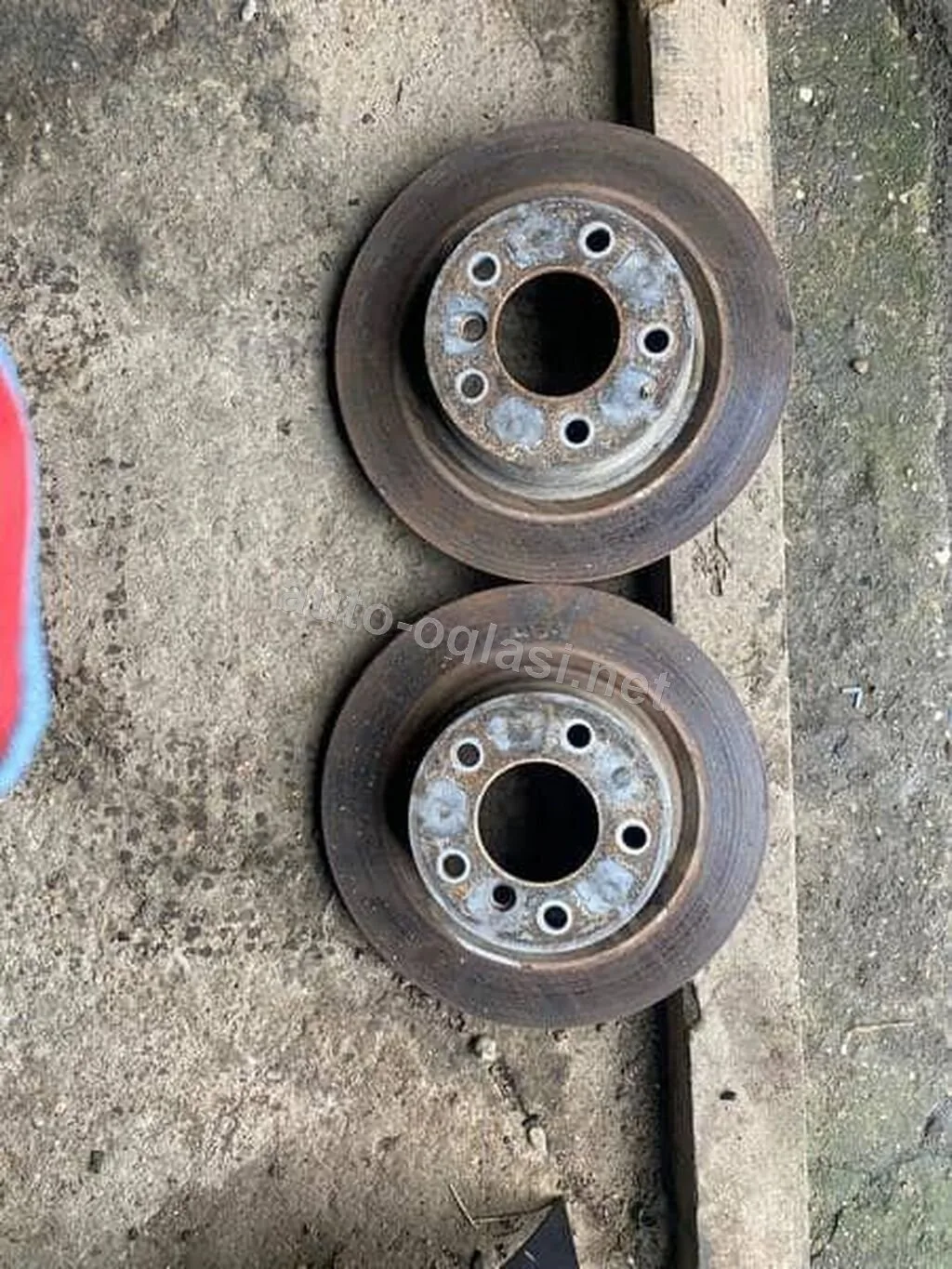 Diskovi E90,E87 2.0D Za Bmw 320, 318, 118 . Od 2004. Do 2010. God