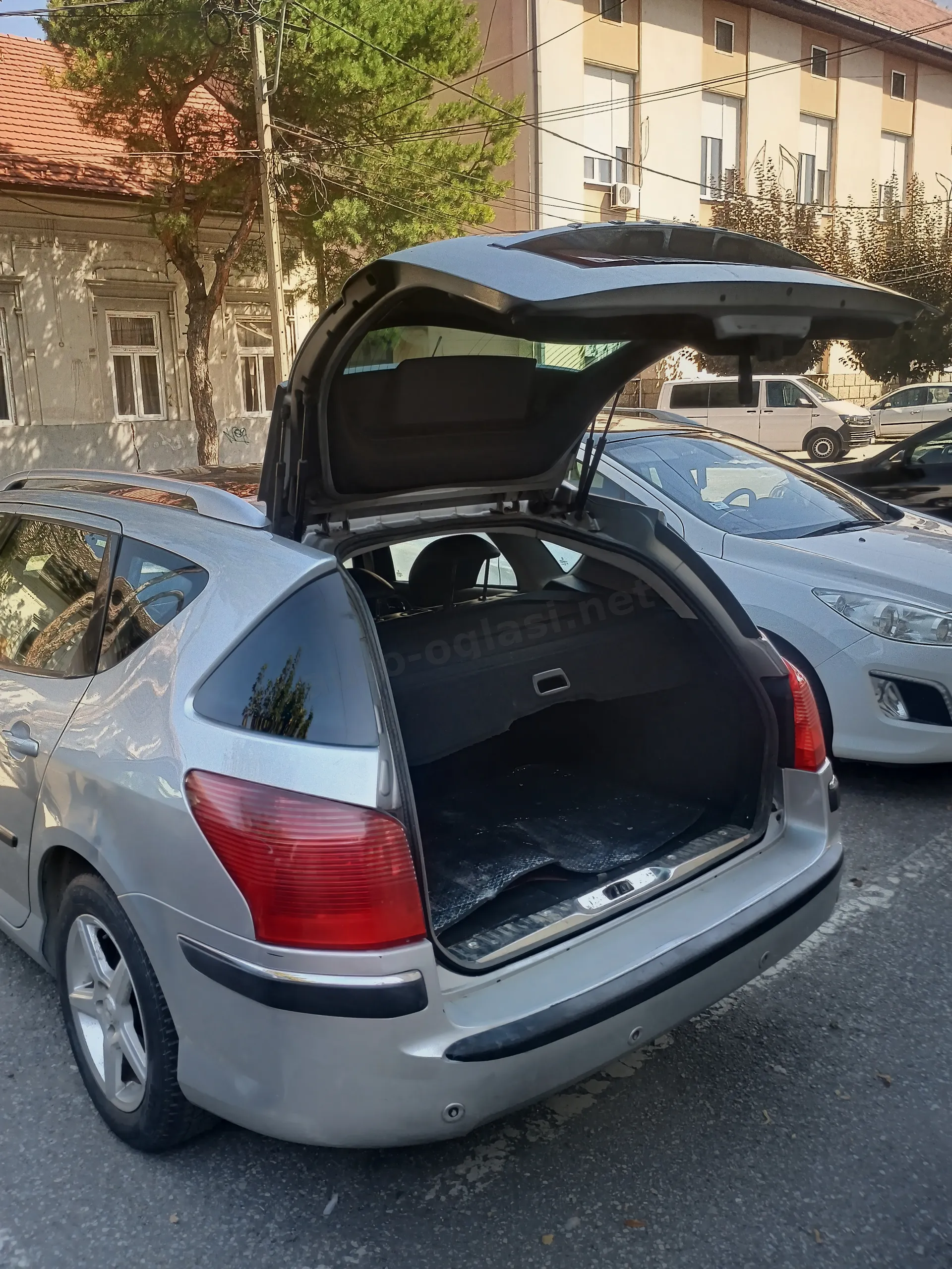 Peugeot 407 2.0 Dizel 100kW — slika 9