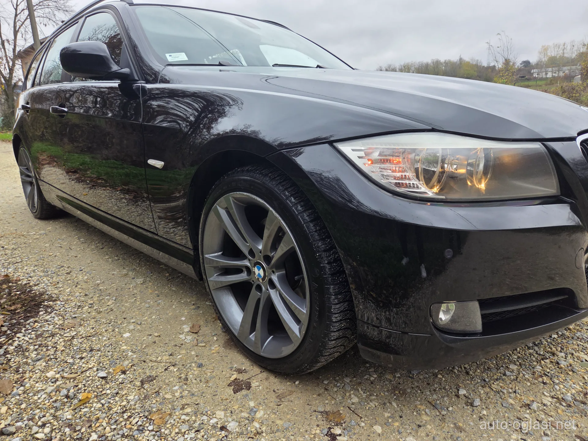 BMW 318 2009