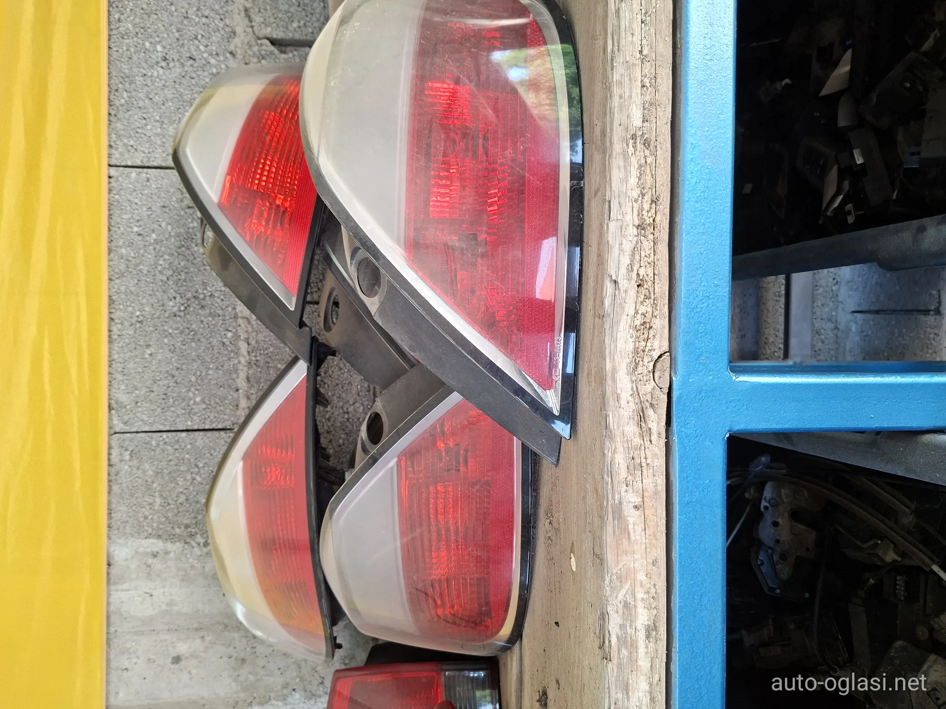 Opel Astra H Delovi Stop Levi Desni Karavan Limuzina Svetla i signalizacija, Ruma