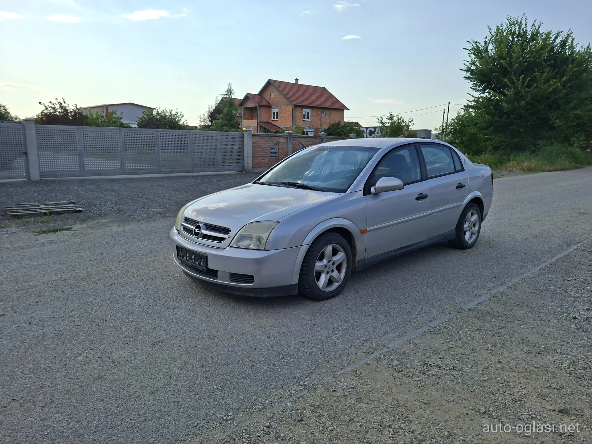 Opel Vektra C 2.0 Dti Ruma DELOVI z157 Karoserija, šasija i limarija, Ruma